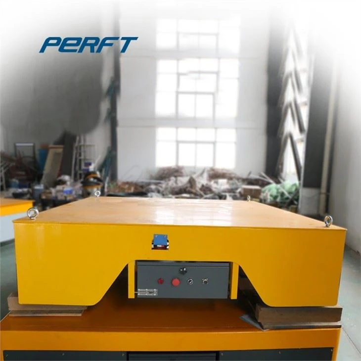 Low-voltage Rail Transport Vehicle